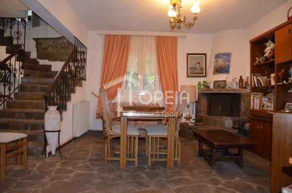 תמונת אנאוויסוס, סרוניקוס, אתונה למכירה (1)