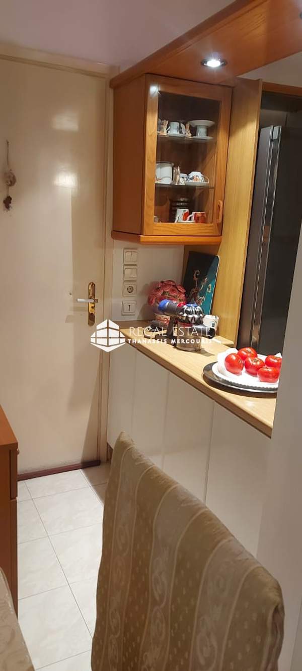 תמונת נאה קיפסלי, אתונה למכירה (0)