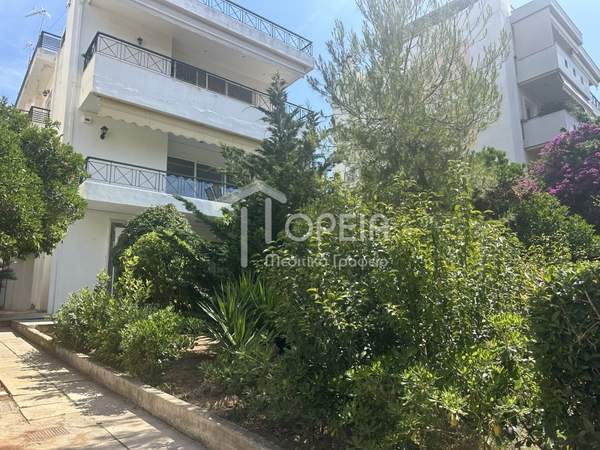 תמונת גליפדה, אתונה למכירה