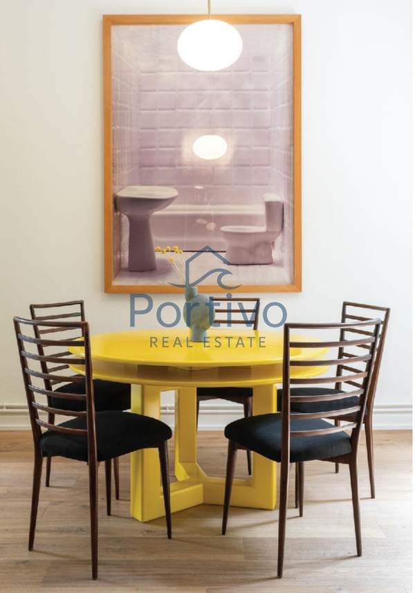 תמונת מקראג'יני, אתונה למכירה (1)