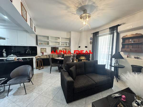 תמונת ניקיה, אתונה למכירה