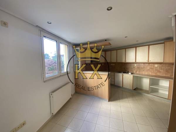 תמונת מליסייה למכירה (0)