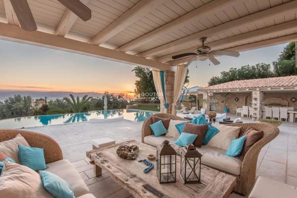 תמונת ארמיונידה למכירה (0)