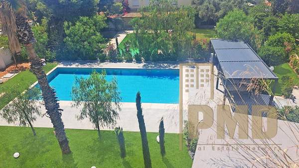 תמונת וולה, וארי - וולה -ווליאגמני, אתונה למכירה (0)