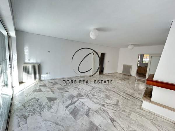 תמונת פפקי, אתונה למכירה (1)