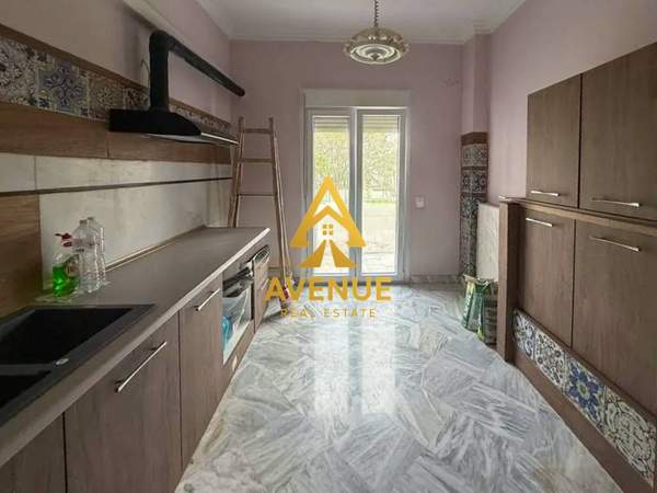 תמונת קאלאמריה, סלוניקי למכירה