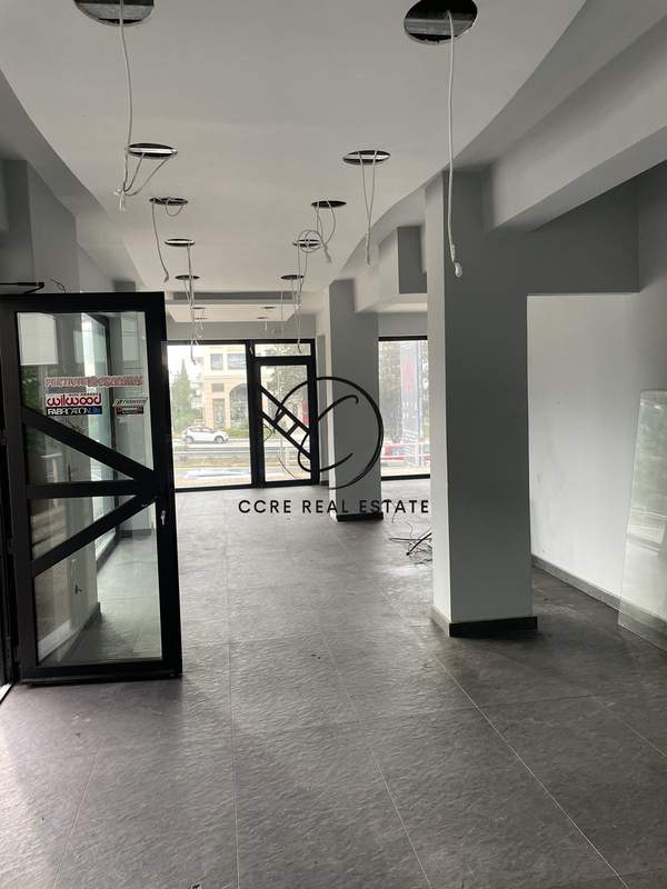 תמונת גליפדה, אתונה למכירה