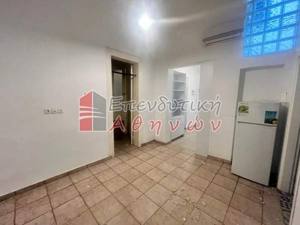 תמונת נאוס קוסמוס, רשות מקומית אתונה למכירה (0)