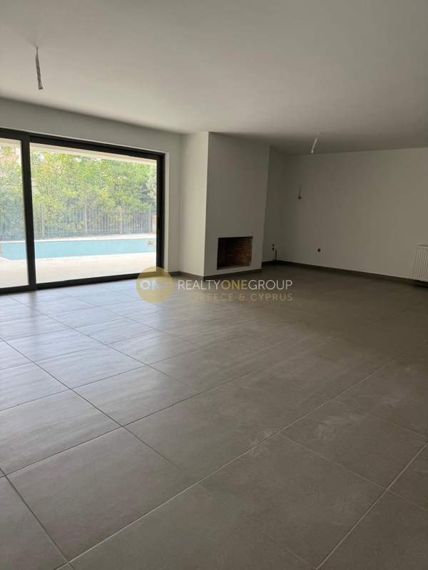 תמונת קיפיסיה, אתונה למכירה (1)