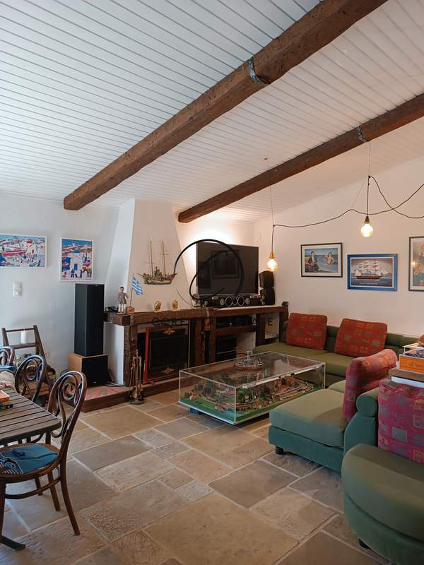 תמונת לאבראוטיקי למכירה