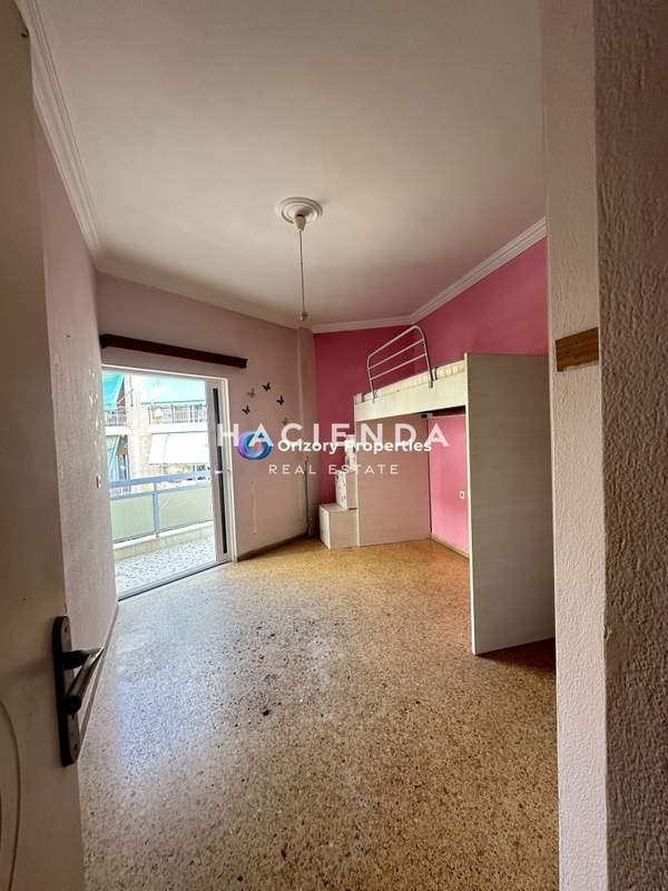 תמונת אתונה למכירה (0)