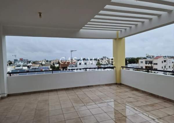 תמונת לקאטמיה, ניקוסיה למכירה (1)