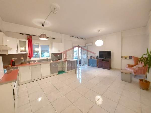 תמונת קוקאקי, אתונה למכירה (1)