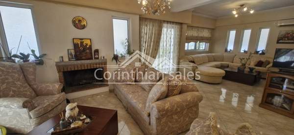 תמונת גליפדה, אתונה למכירה (1)