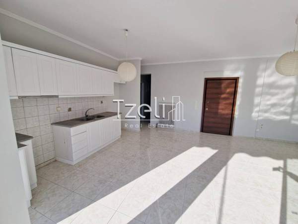 תמונת תרפסיתה - פלקאניאיקה, פטרס למכירה (0)