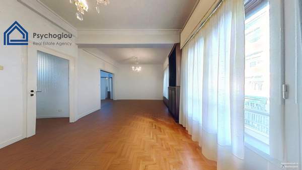 תמונת אטיקי, אתונה למכירה (1)