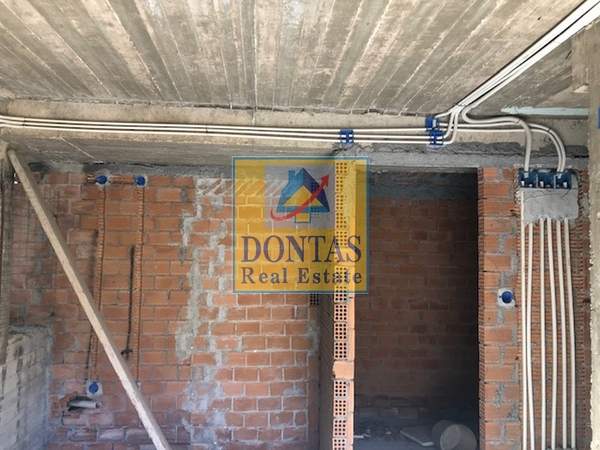 תמונת ויקטוריה, אתונה למכירה (1)