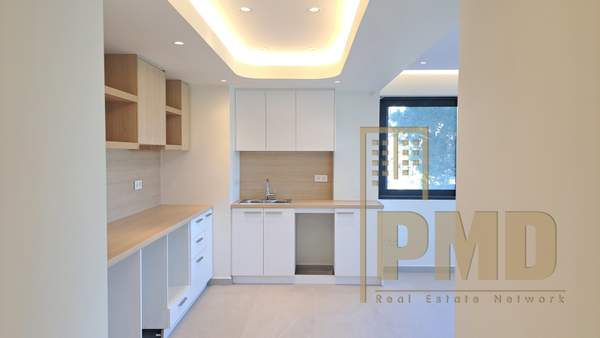 תמונת וארי, וארי - וולה -ווליאגמני, אתונה למכירה (0)