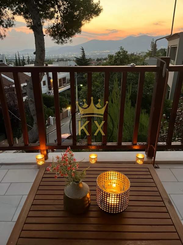 תמונת קיפיסיה, אתונה למכירה (1)