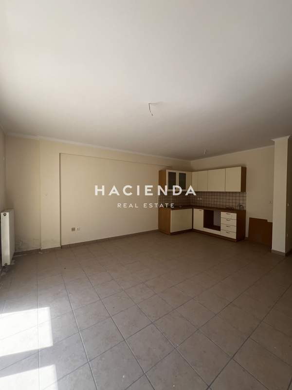 תמונת גיזי, אתונה למכירה (0)