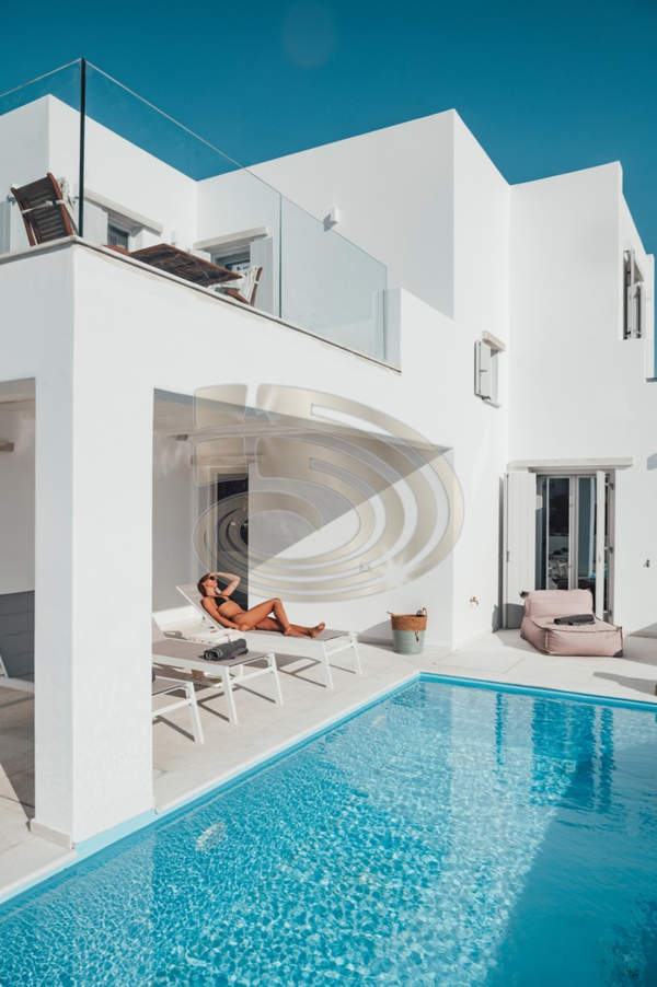 תמונת פארוס, האיים הקיקלאדיים למכירה