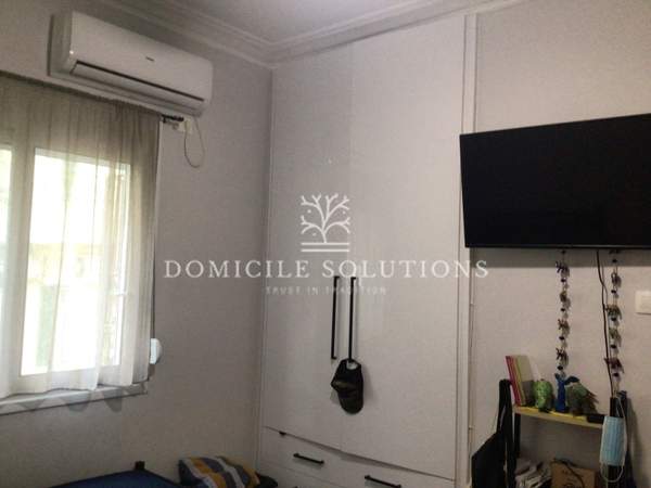 תמונת כיכר אמריקיס, אתונה למכירה (1)