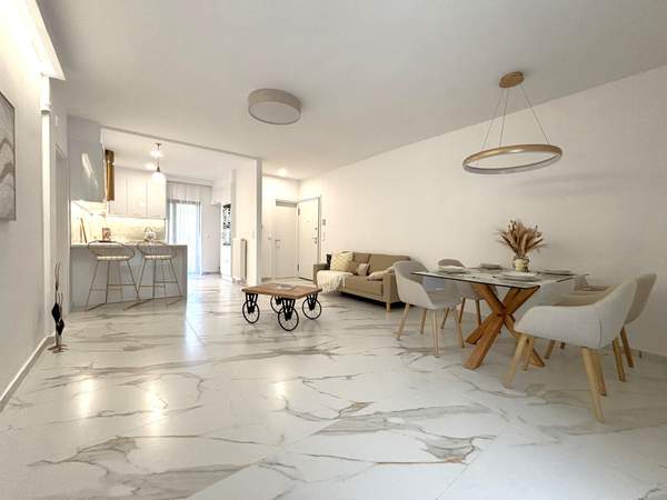 תמונת מרוסי, אתונה למכירה (0)