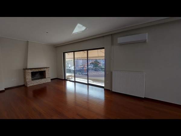 תמונת גליפדה, אתונה למכירה (0)