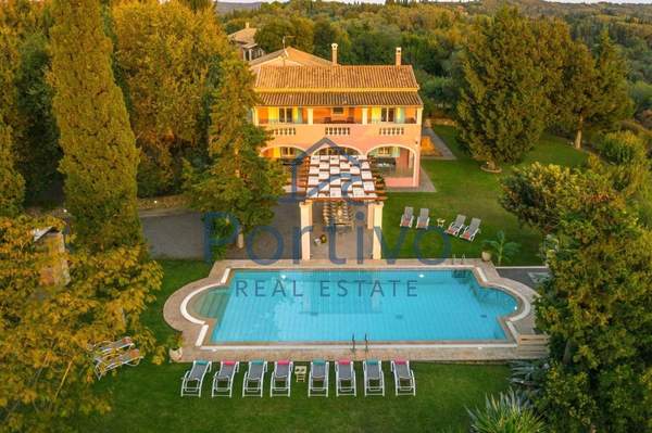 תמונת מרכז קורפו למכירה (0)