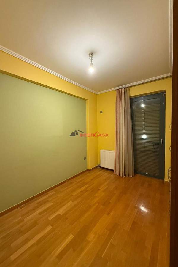 תמונת וארי, וארי - וולה -ווליאגמני, אתונה למכירה (1)