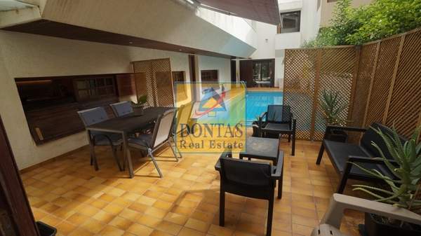 תמונת קיפיסיה, אתונה למכירה (1)