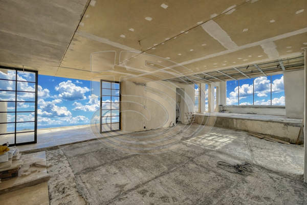 תמונת כלקיס (דרום), אוויה למכירה