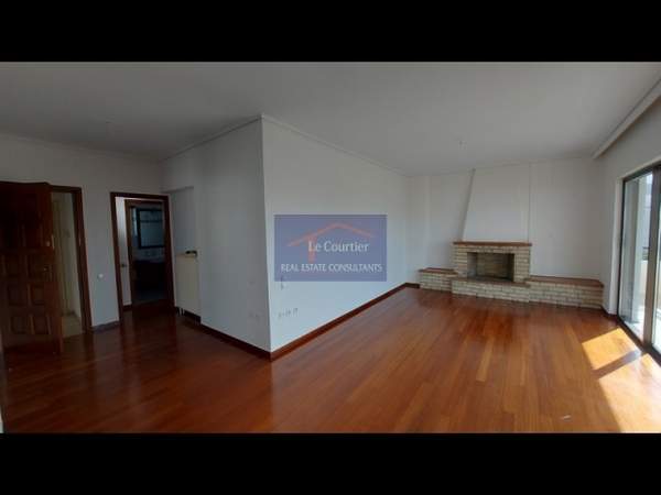 תמונת גליפדה, אתונה למכירה (0)