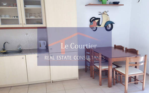 תמונת אפוקורנס, כרתים למכירה