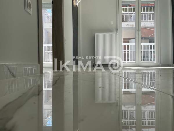 תמונת אנליפסי -מפוטסרי, סלוניקי למכירה (0)