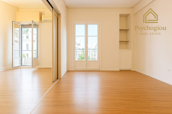 תמונת ויקטוריה, אתונה למכירה (0)