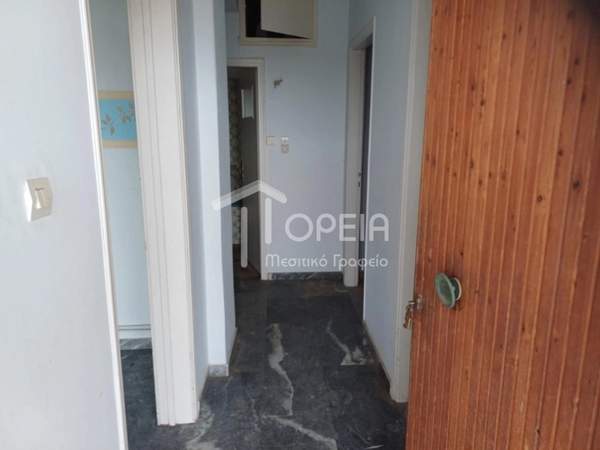 תמונת סרוניקוס, אתונה למכירה (1)