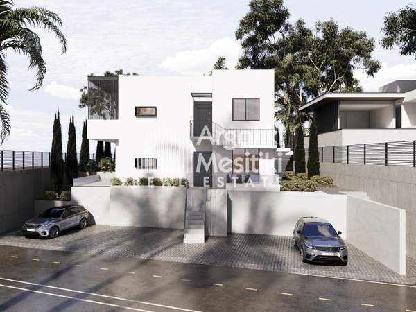 תמונת נאפפליו למכירה (0)