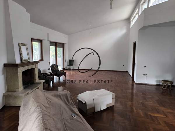 תמונת קיפיסיה, אתונה למכירה (0)