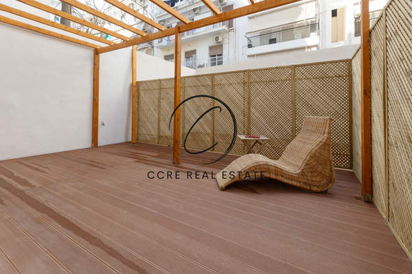 תמונת נאוס קוסמוס, אתונה למכירה (1)