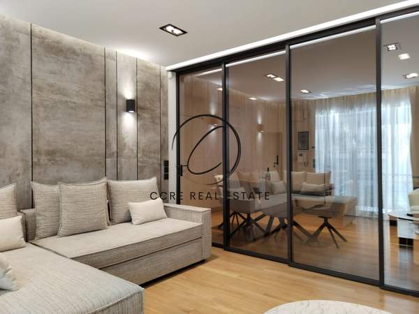 תמונת קולונאקי, אתונה למכירה (1)