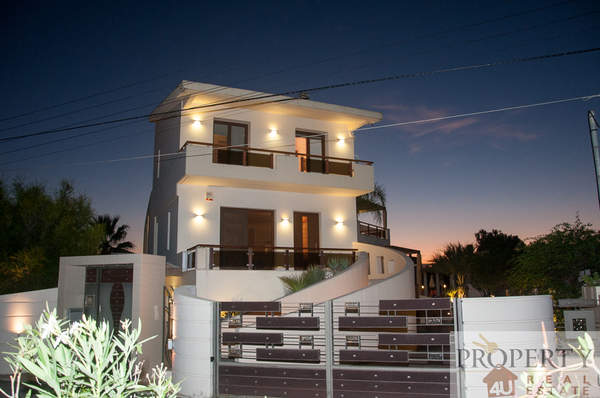 תמונת קורפו למכירה (0)