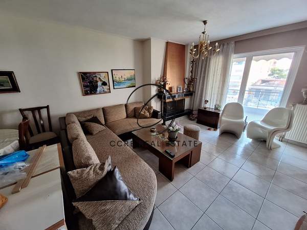 תמונת מוסקטו, אתונה למכירה (1)