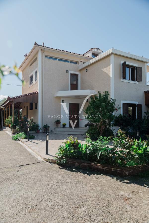 תמונת קאלמטה למכירה (0)