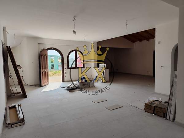 תמונת דיוניסוס, אתונה למכירה (1)