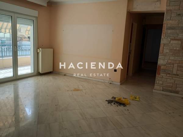 תמונת קאלאמריה, סלוניקי למכירה (0)