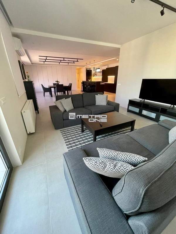 תמונת נאה סימרני, אתונה למכירה (1)