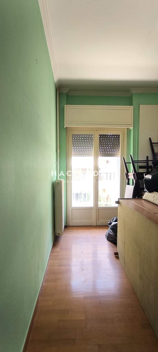 Gizi / Gkyzi, Athens for sale