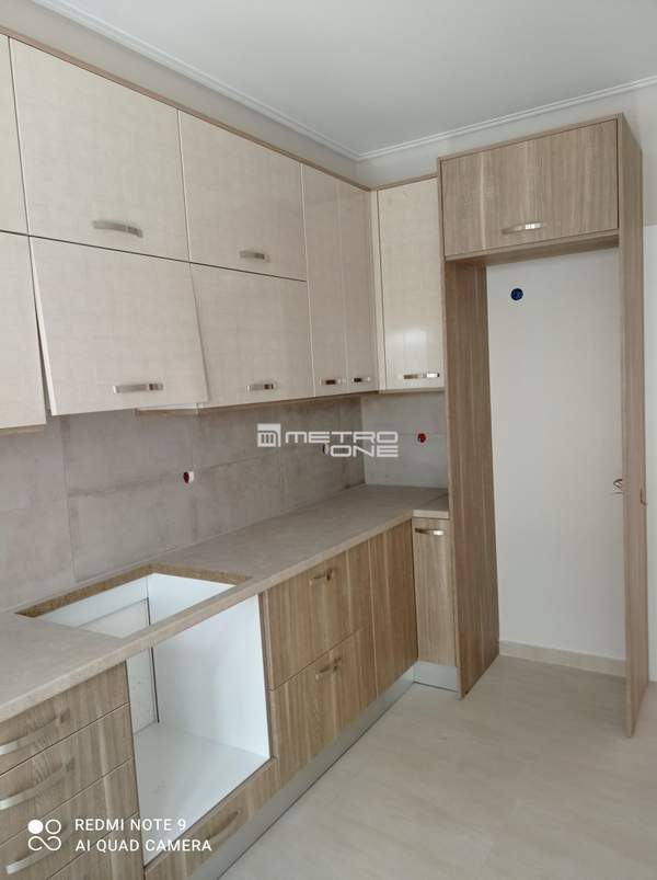 תמונת הרקליו, אתונה למכירה (1)