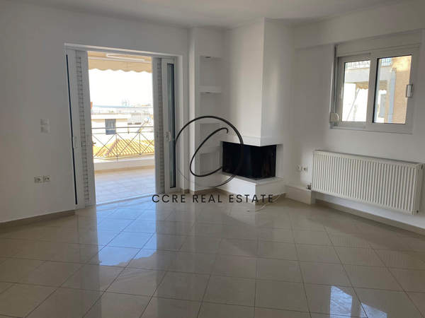 תמונת גליפדה, אתונה למכירה (1)